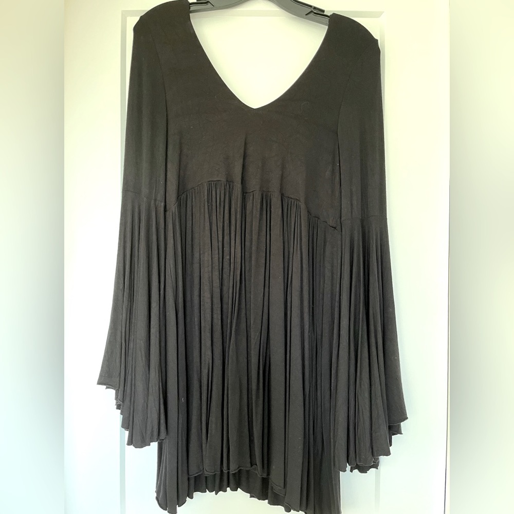 Free People Beach black Bell Sleeve Swing Dress Size XSmall